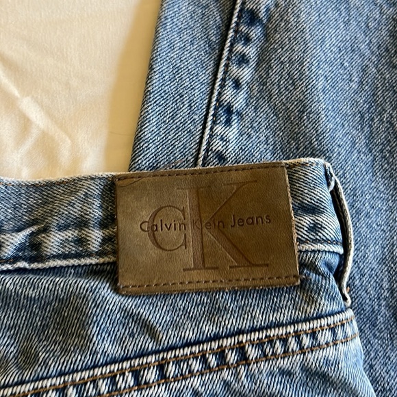 Calvin Klein Jeans Junior Size 7 Boyfriend - Picture 4 of 6